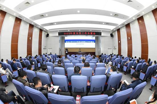 e3aa581f44a3cff315e58847690c174